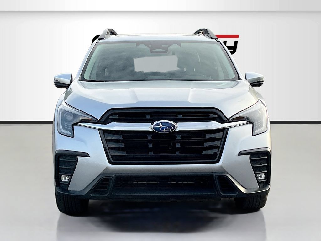 Used 2023 Subaru Ascent Limited w/ Technology Package AWD/4WD image 2
