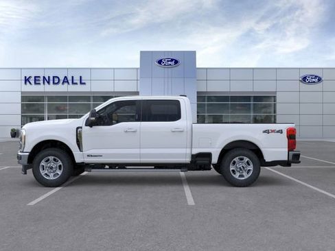 New 2026 Ford F250 XLT w/ XLT Premium Package image 3