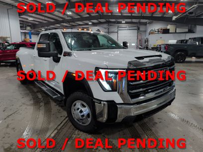 Used 2024 GMC Sierra 3500 SLE
