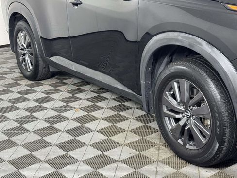 Used 2022 Nissan Pathfinder SV AWD/4WD image 12