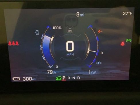 New 2024 Chevrolet Silverado EV W/T image 32