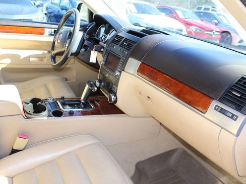 Used 2006 Volkswagen Touareg V8 image 39