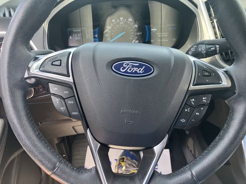 Certified 2024 Ford Edge Titanium AWD/4WD image 23
