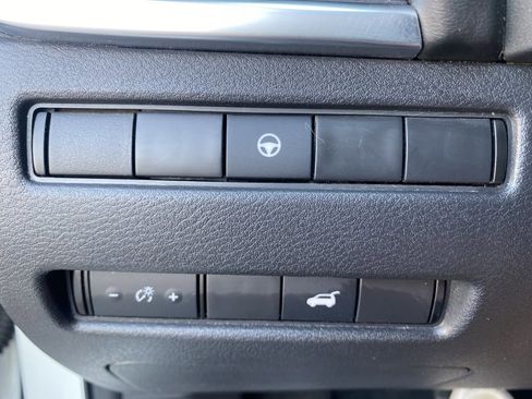 Used 2021 Nissan Rogue SL w/ Premium Package image 31