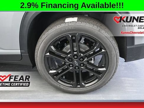 New 2026 Chevrolet Traverse LT w/ LPO, Floor Liner Package FWD image 9