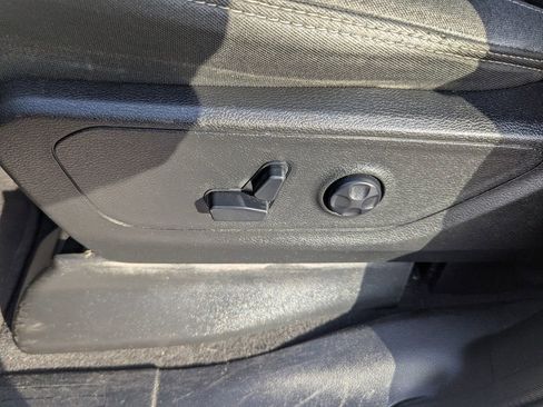 Used 2019 RAM 1500 Big Horn image 17