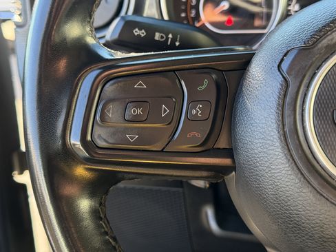 Certified 2022 Jeep Gladiator Sport image 21