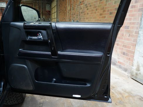 Used 2017 Toyota 4Runner TRD Off-Road image 48