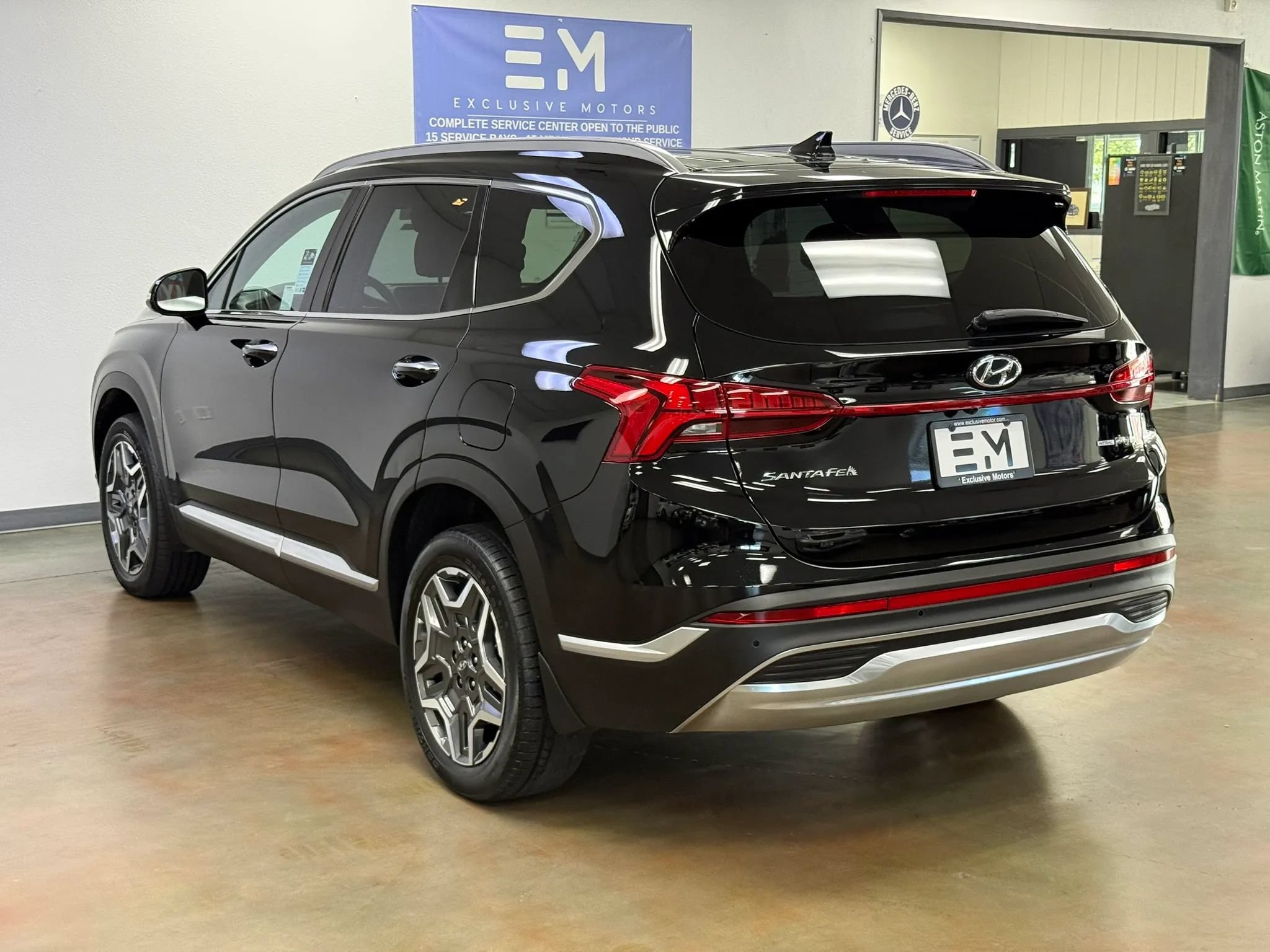 Used 2023 Hyundai Santa Fe SEL Convenience AWD/4WD image 5