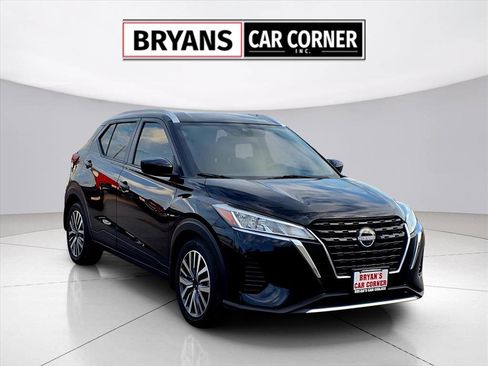 Used 2023 Nissan Kicks SV image 23