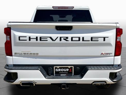 Used 2021 Chevrolet Silverado 1500 RST w/ Z71 Off-Road Package AWD/4WD image 5