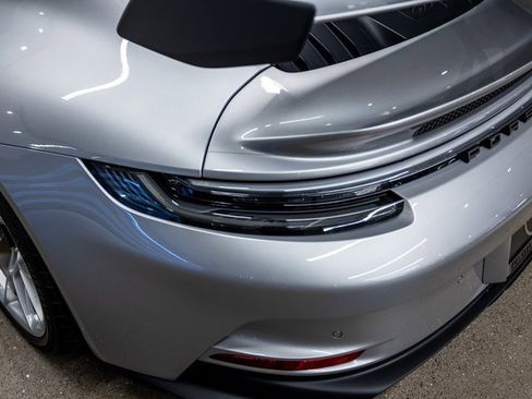 Used 2023 Porsche 911 GT3 image 25