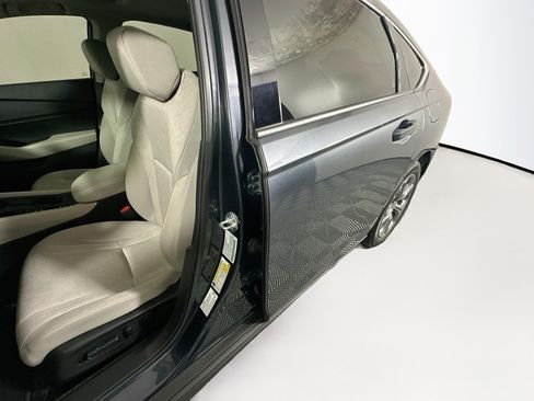 Used 2024 Honda Accord EX image 12