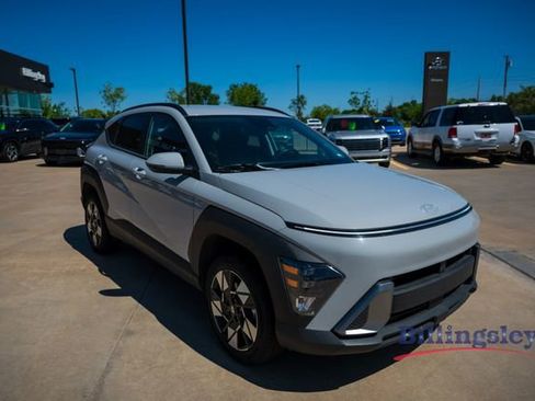 Used 2025 Hyundai Kona SEL AWD/4WD image 7