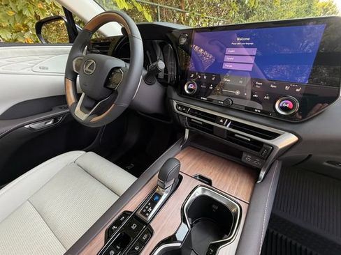 New 2026 Lexus RX 350 AWD w/ Convenience Package image 25