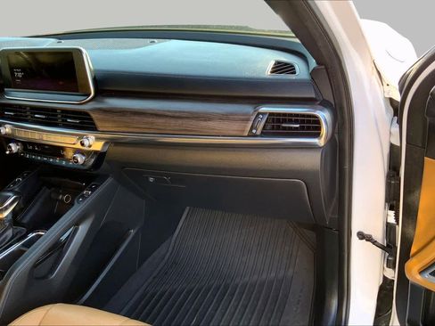 Used 2022 Kia Telluride SX w/ Towing Package FWD image 17