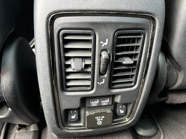 Used 2020 Jeep Grand Cherokee High Altitude AWD/4WD image 25