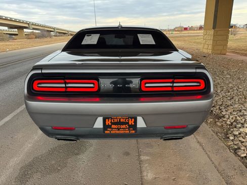 Used 2016 Dodge Challenger SXT w/ Super Sport Group (SS/T) image 4