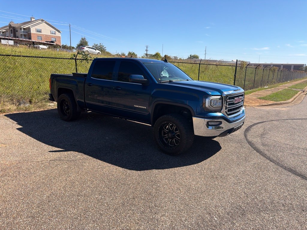 Used 2017 GMC Sierra 1500 SLE w/ SLE Value Package RWD image 16