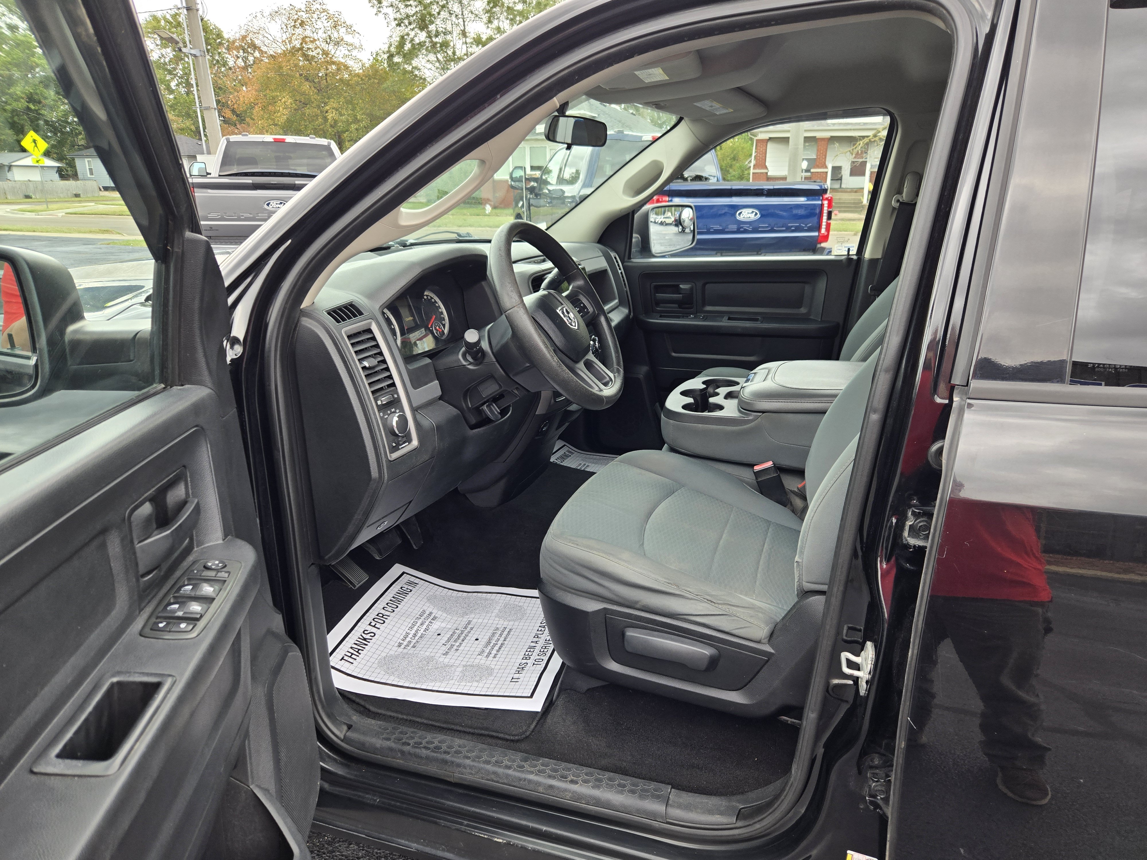 Used 2014 RAM 1500 ST w/ SXT Appearance Group AWD/4WD image 13