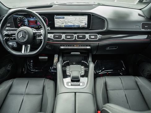 Used 2025 Mercedes-Benz GLS 450 4MATIC image 20