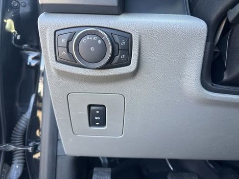 Used 2017 Ford F150 XLT w/ Equipment Group 301A Mid image 13