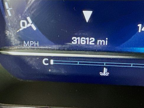 Used 2023 Chevrolet Silverado 1500 LT image 18