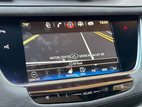 Used 2018 Cadillac XT5 Platinum w/ Driver Assist Package AWD/4WD image 23