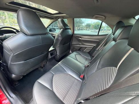 Used 2022 Toyota Camry SE w/ Convenience Package FWD image 22