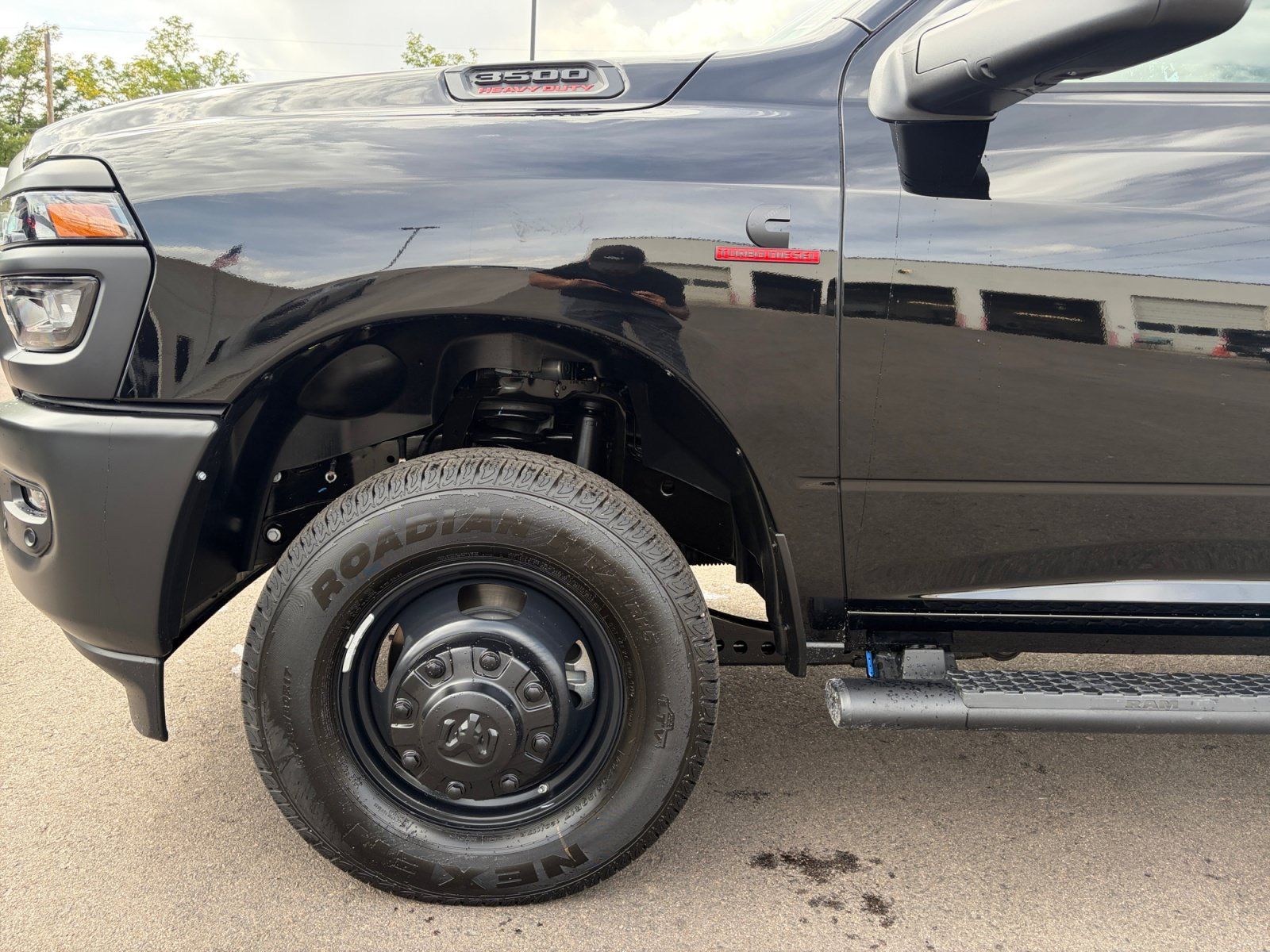 New 2027 RAM 3500 Tradesman AWD/4WD image 10
