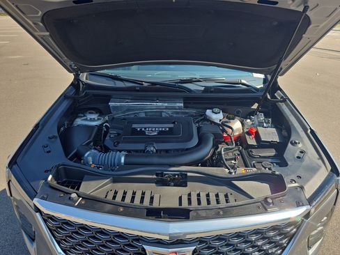 Used 2025 Cadillac XT4 Premium Luxury w/ Cold Weather Package FWD image 30