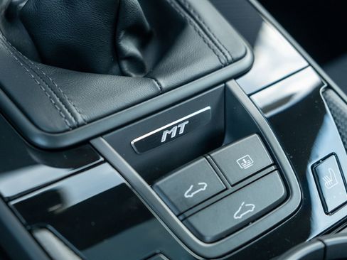 New 2026 Porsche 911 Carrera T image 32