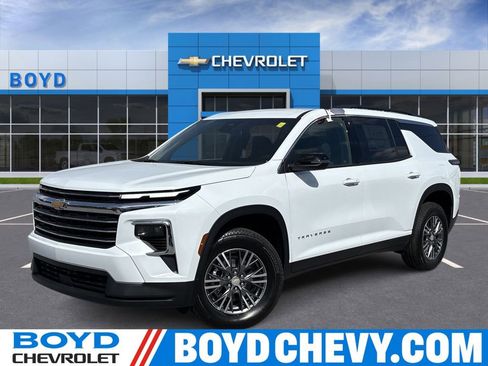 New 2026 Chevrolet Traverse LT image 1