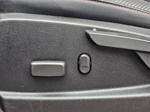 Used 2018 GMC Canyon All Terrain w/ Trailering Package image 29