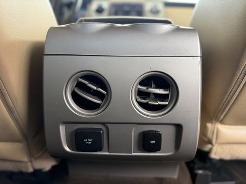 Used 2013 Ford F150 Lariat w/ Luxury Equipment Group image 22