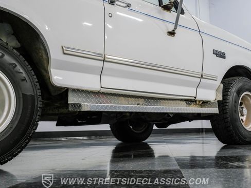 Used 1994 Ford Bronco XLT image 26