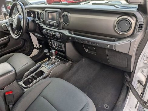 Certified 2018 Jeep Wrangler Sport AWD/4WD image 28