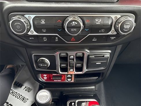 Used 2021 Jeep Wrangler Unlimited Rubicon w/ Xtreme Recon 35" Tire Package image 8