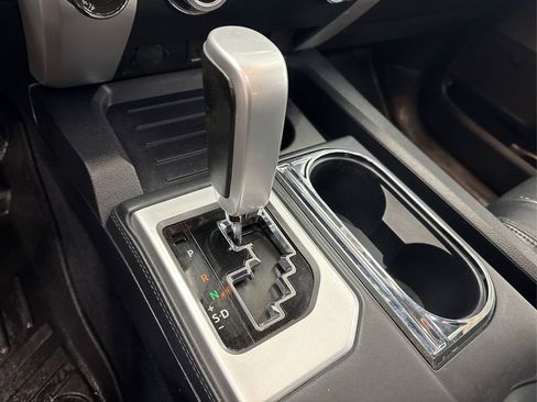 Used 2017 Toyota Tundra Platinum image 34