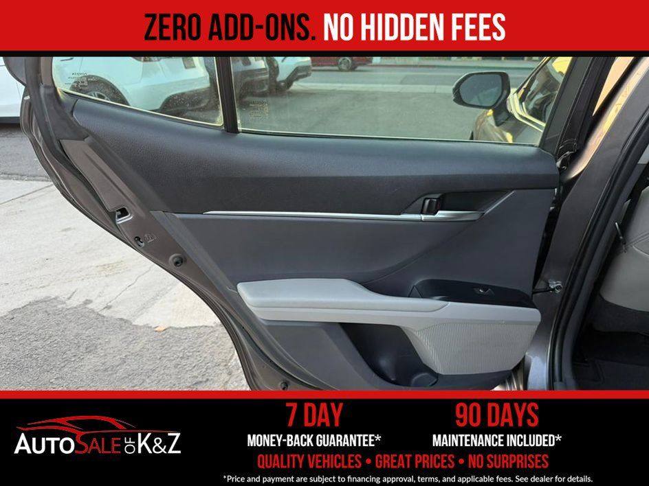 Used 2020 Toyota Camry SE FWD image 26