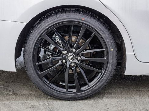 Used 2023 Toyota Camry XSE image 12