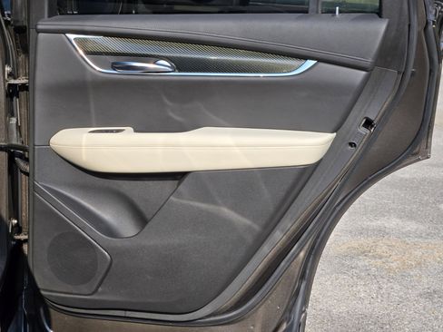 Used 2020 Cadillac XT6 Sport AWD/4WD image 26