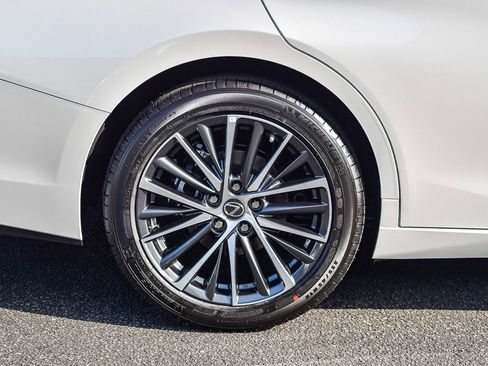 New 2025 Lexus ES 350 w/ Premium Package image 11