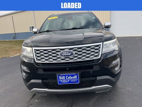 Used 2017 Ford Explorer Platinum image 9