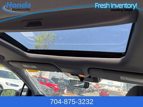 Used 2018 Honda Odyssey EX-L image 16