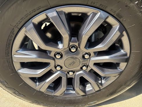 Used 2022 Ford Ranger Lariat w/ Equipment Group 501A High image 35