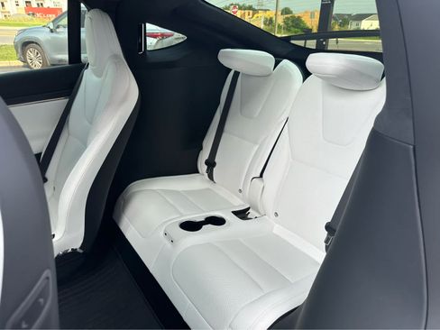 Used 2026 Tesla Model X Plaid AWD/4WD image 11