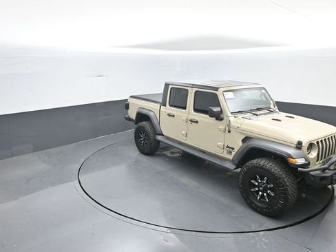 Used 2020 Jeep Gladiator Sport w/ Quick Order Package 24S AWD/4WD image 24