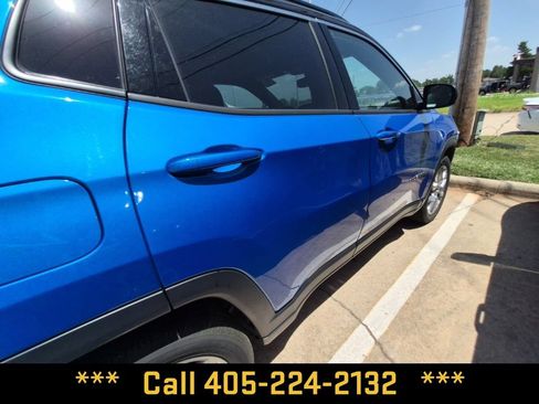 Used 2025 Jeep Compass Limited AWD/4WD image 14