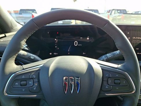 New 2026 Buick Envista Avenir image 14